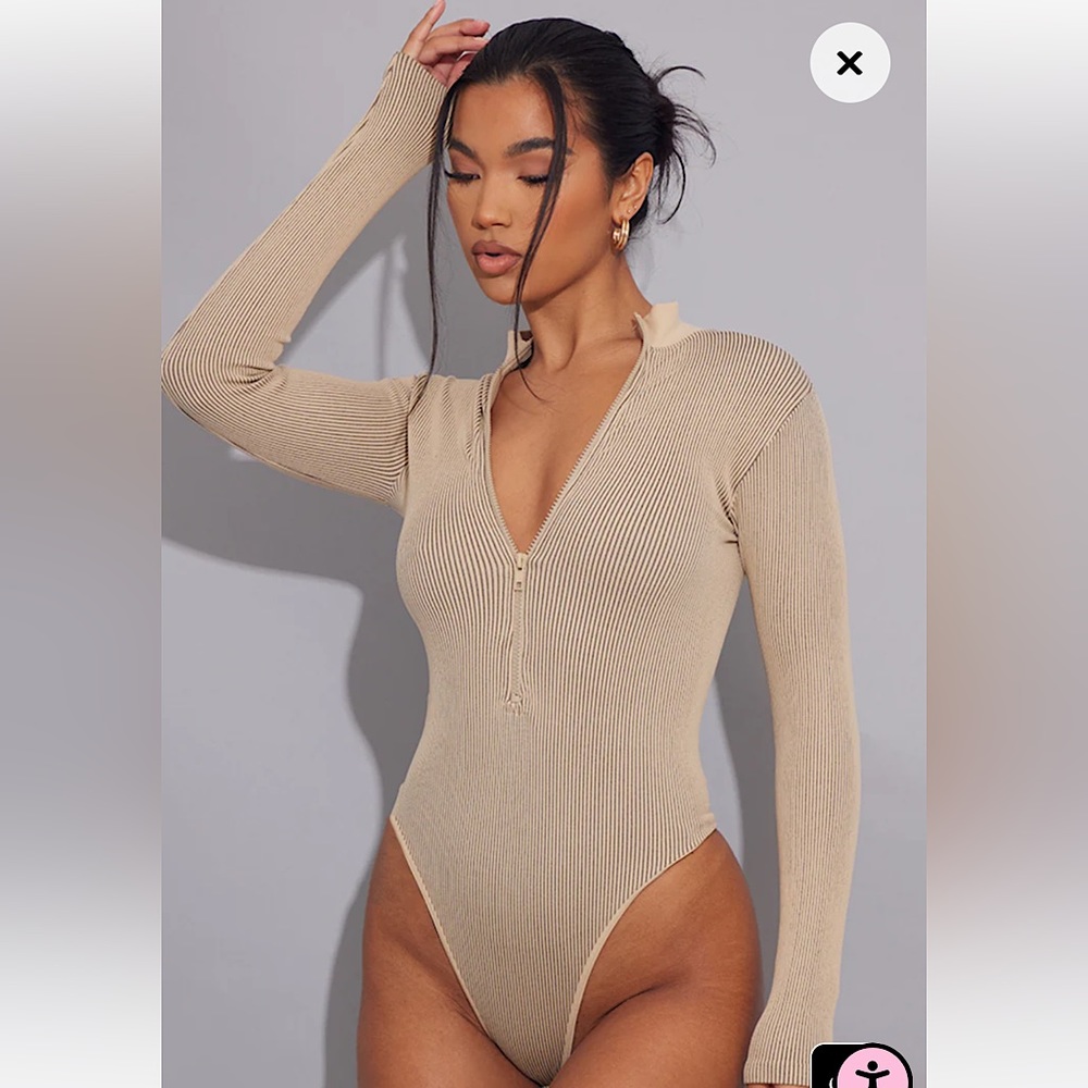 PrettyLittleThing ribbed zip up body suit NWT